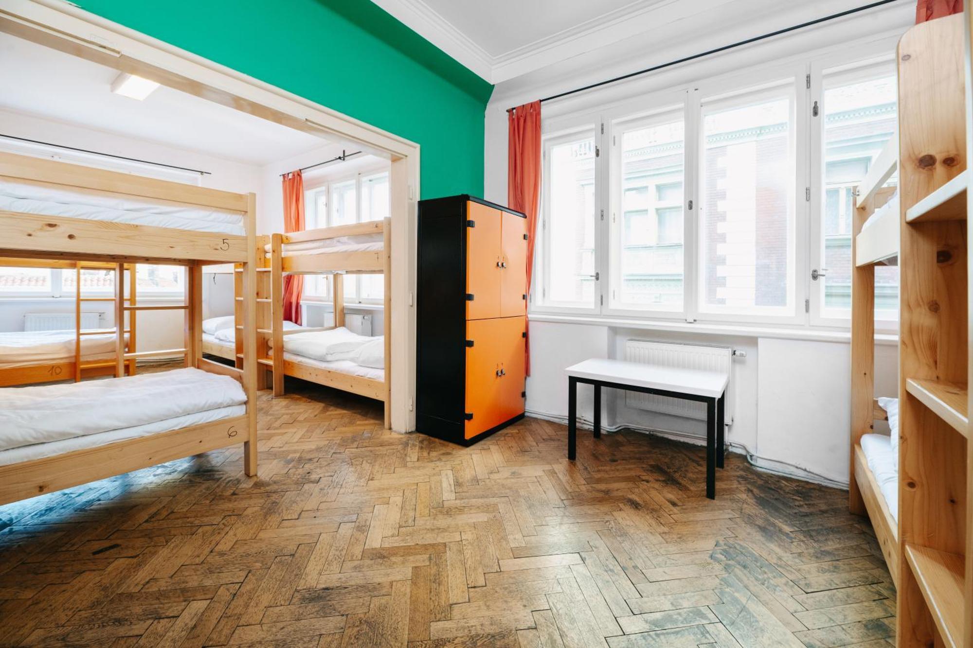 Benedikt City Center Hostel Prag Exterior foto