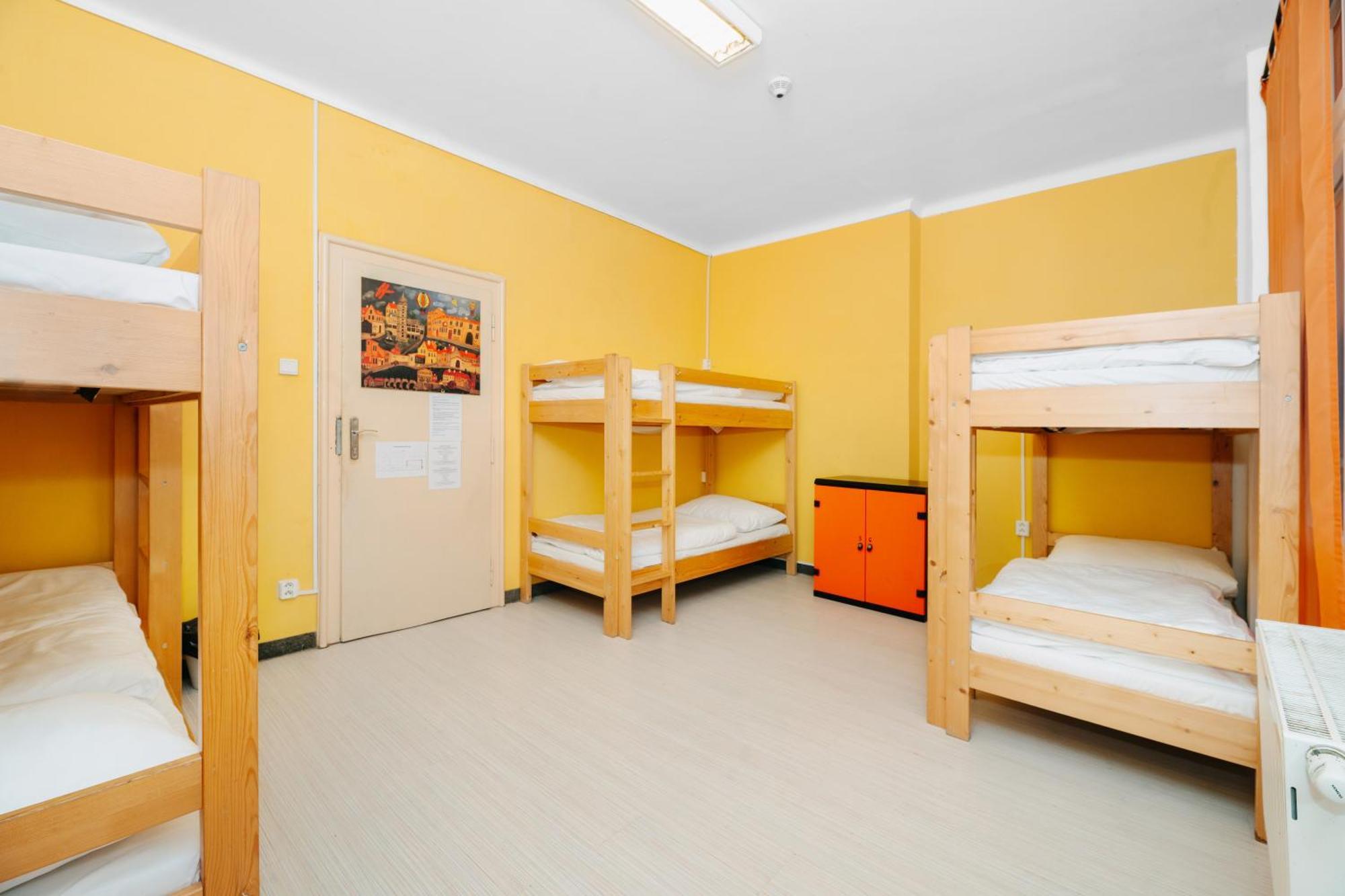 Benedikt City Center Hostel Prag Exterior foto